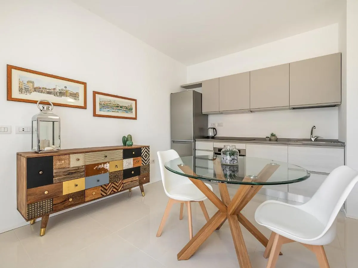 Luxury Poetto Apartments Cagliari Italien